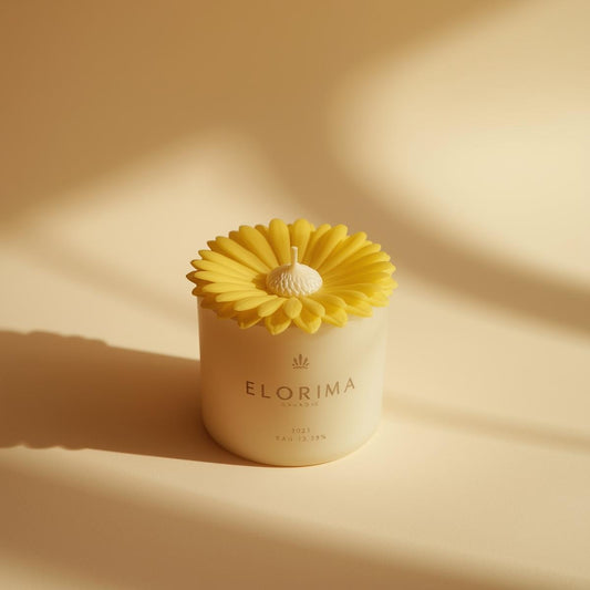 Daisy Bloom Candle